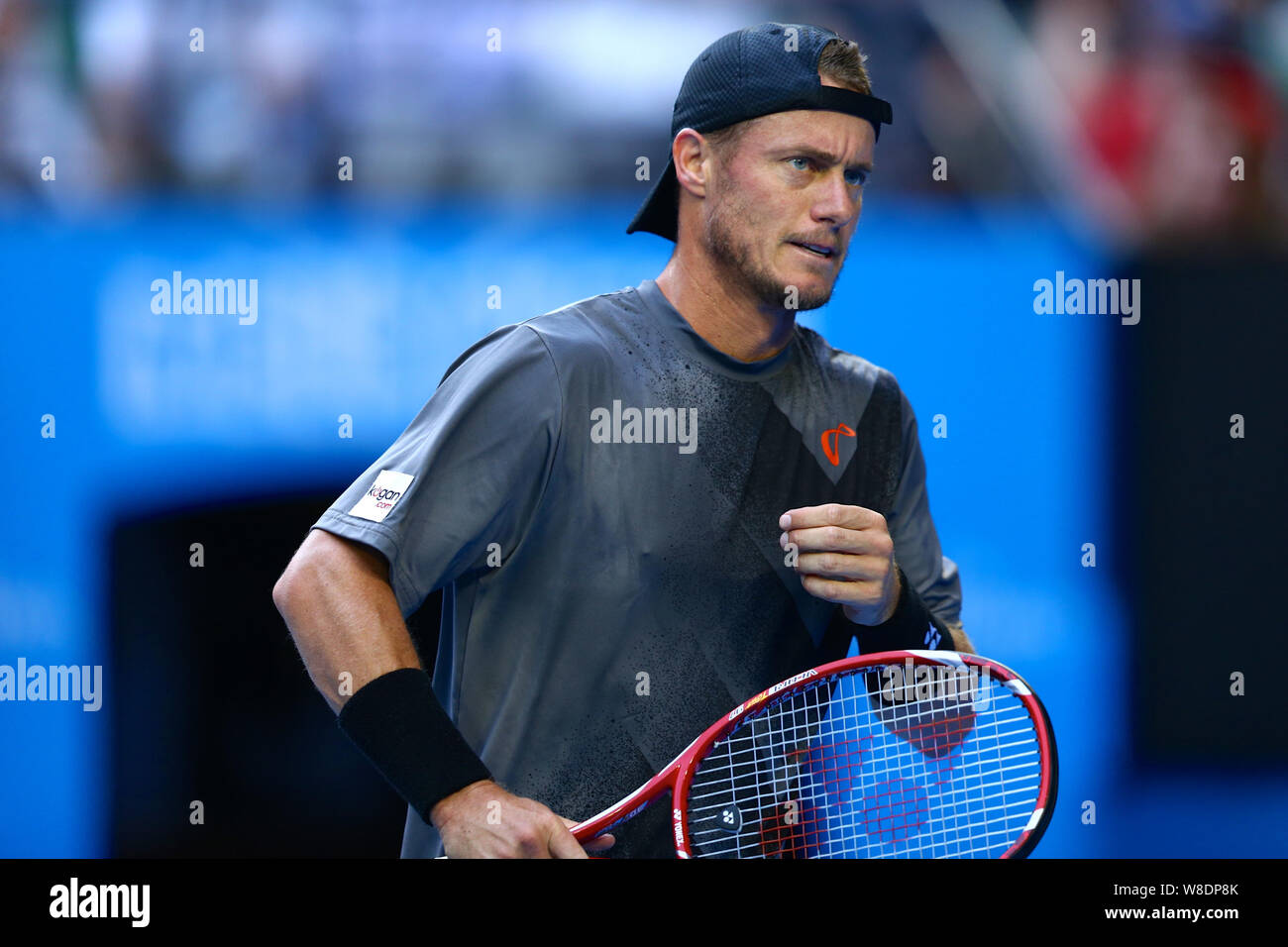 Lleyton Hewitt von Australien wird dargestellt, in der die Männer singles zweite Runde der 2015 Australian Open Tennis Turnier gegen Benjamin Becker Stockfoto