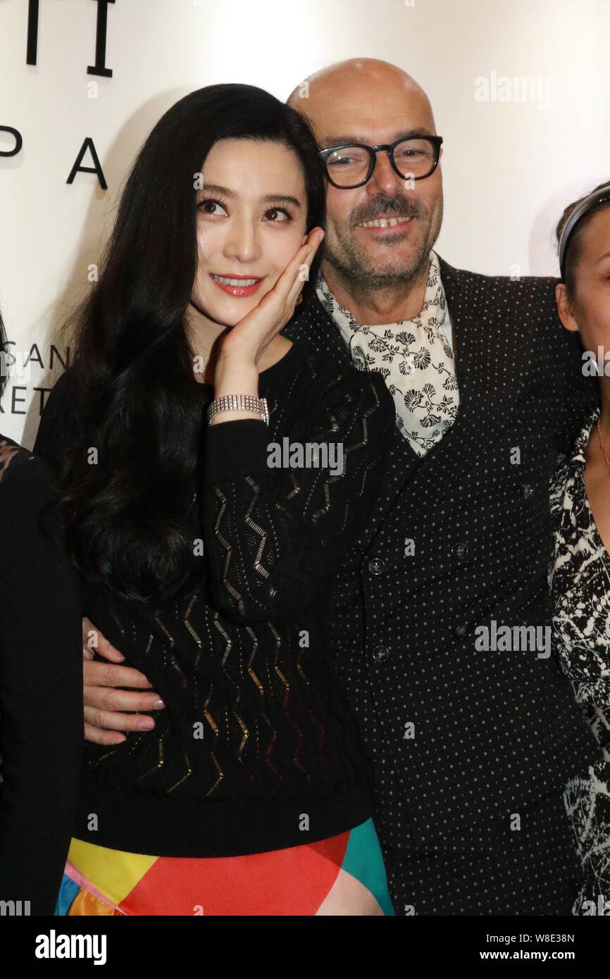 Rossano Fotos und Bildmaterial in hoher Auflösung Seite 3 Alamy