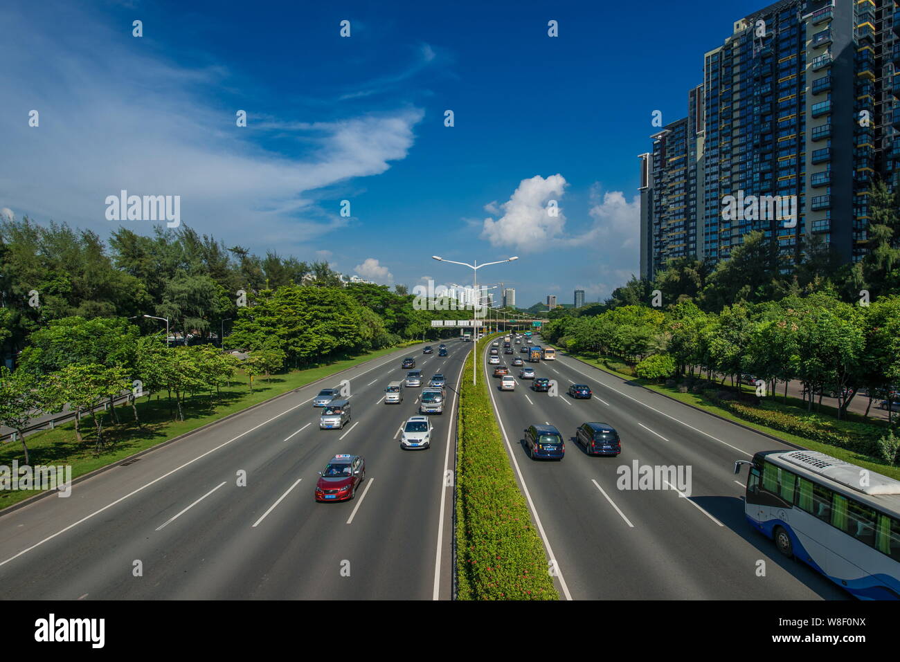 Ansicht der Beihuan Avenue in Shenzhen, der südchinesischen Provinz Guangdong, 9. September 2014. Stockfoto