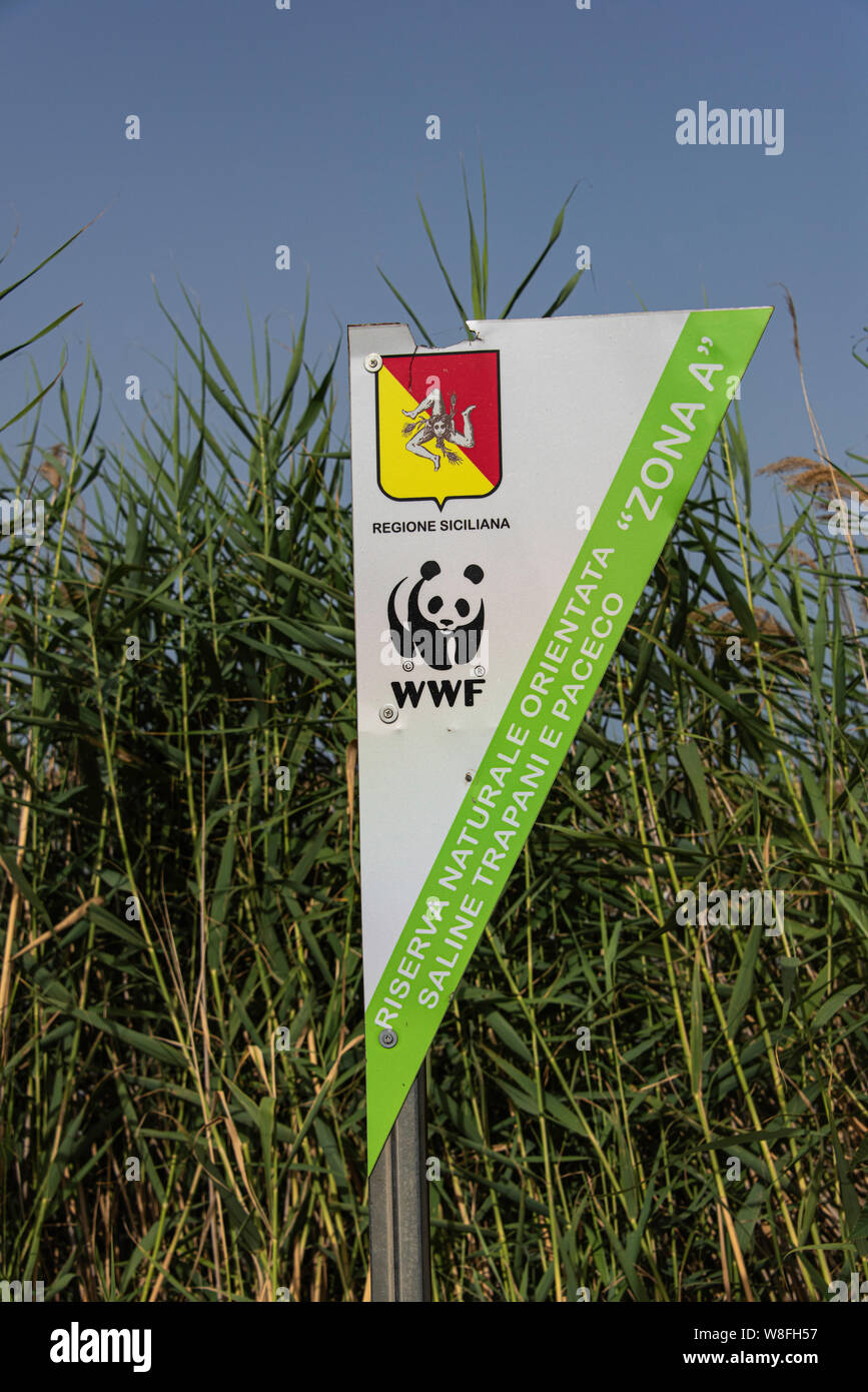 Zonengrenze Markt am Rande des WWF Naturschutzgebiet, Trapani, Sizilien Stockfoto