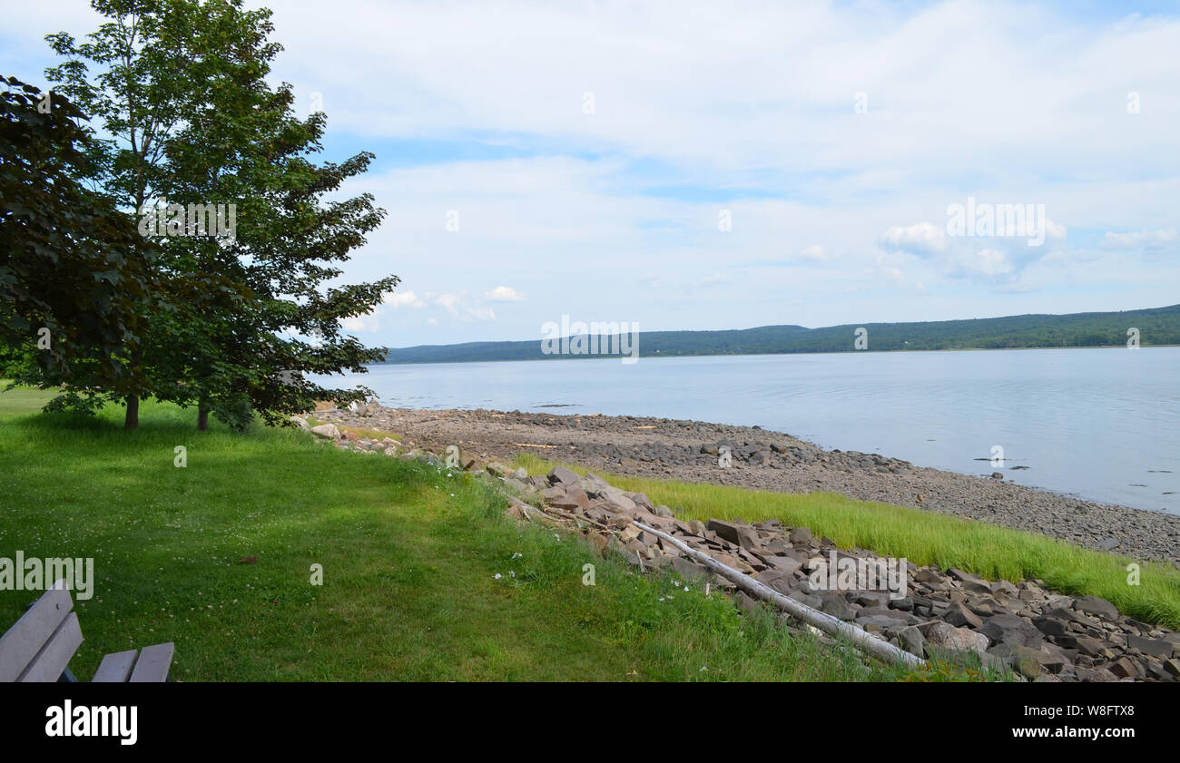 Sommer in Nova Scotia: Blick nach Osten über den Annapolis River in der Nähe von Port Royal Stockfoto