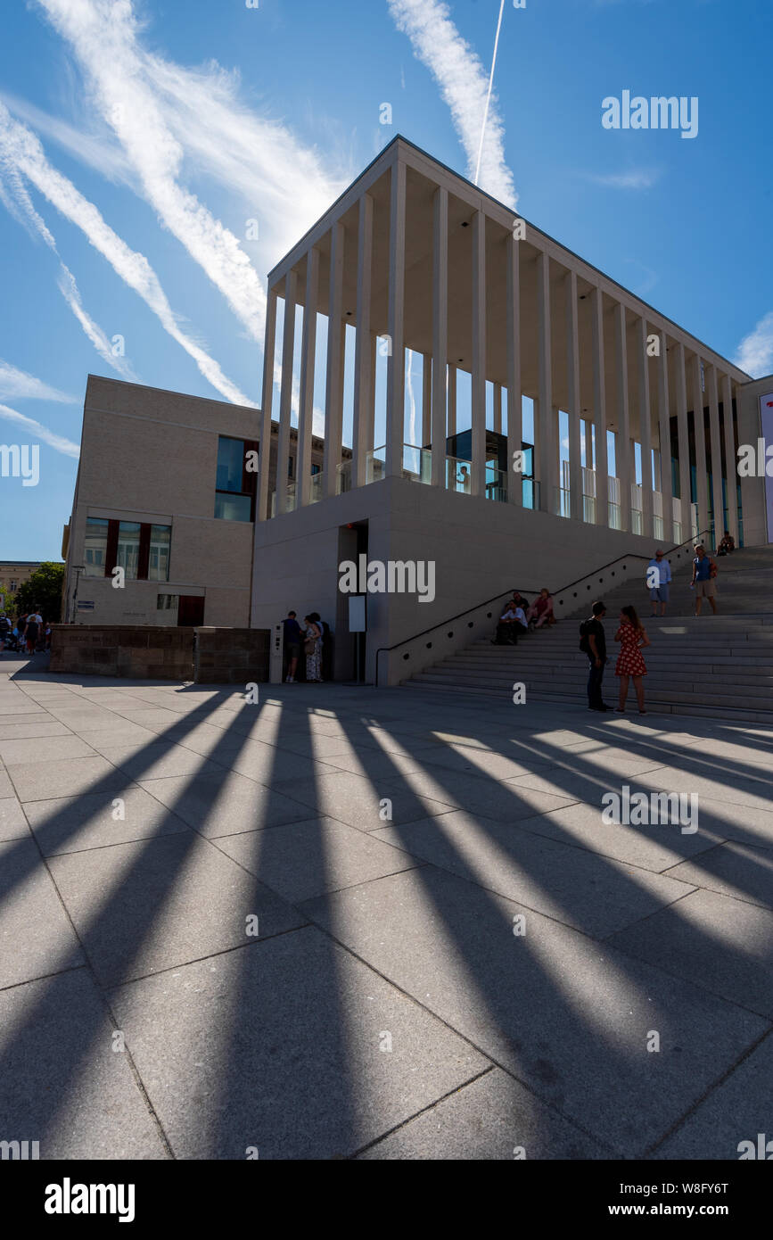 Die James Simon Galerie auf der Museumsinsel in Berlin. Stockfoto