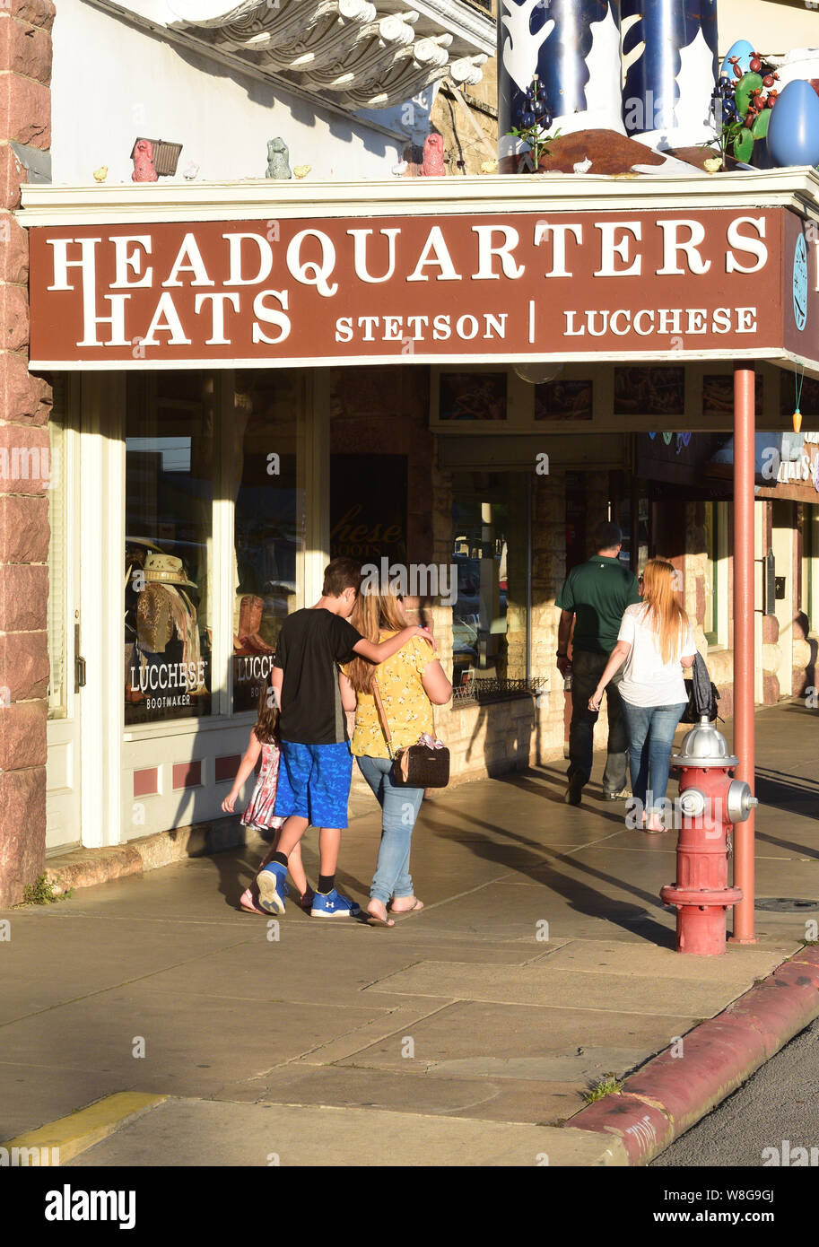 Hauptsitz Hüte in Fredericksburg, Texas - Mai 2019 Stockfoto