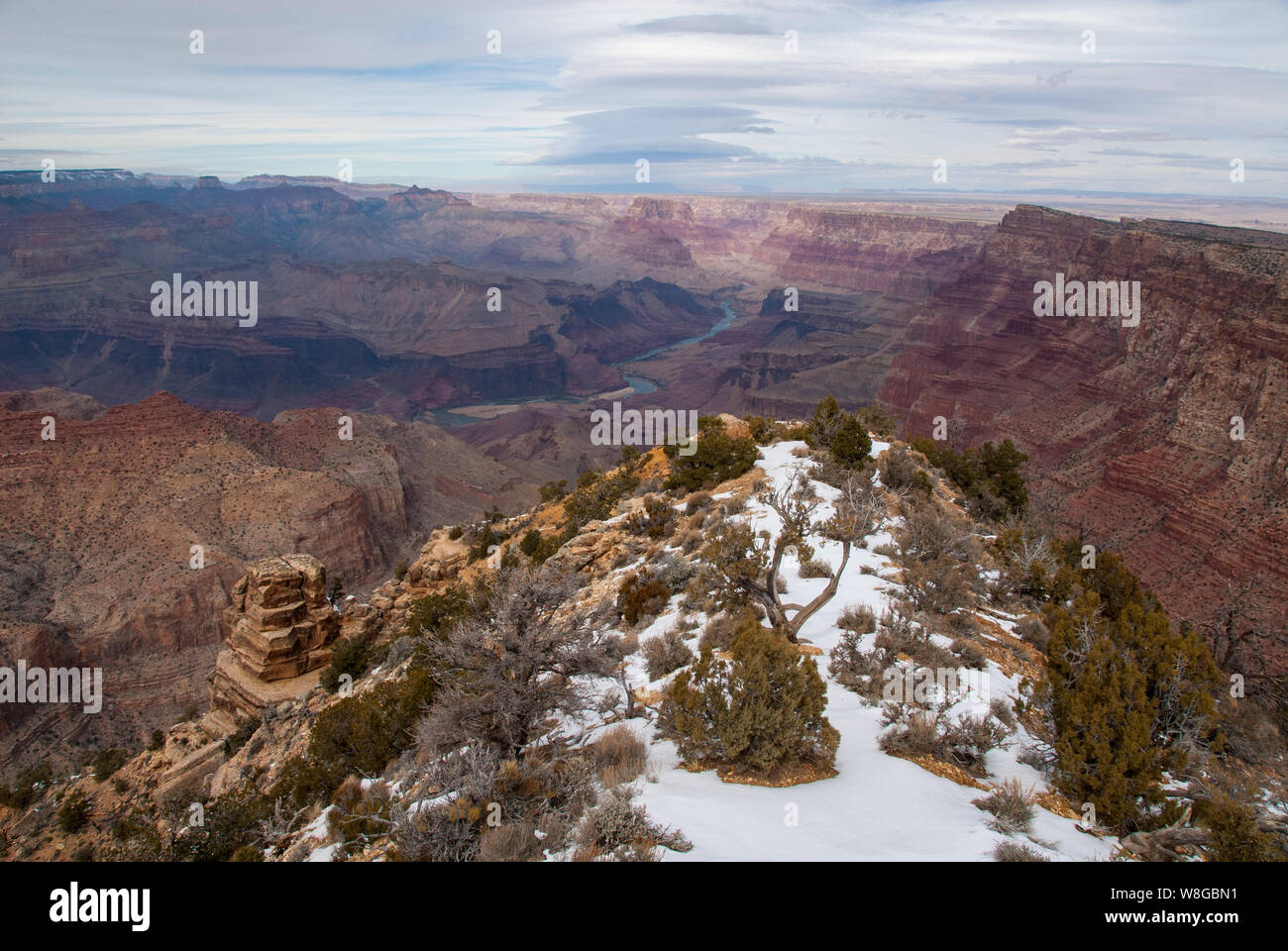 Den spektakulären Grand Canyon im Winter nach dem Schnee ist gefallen Stockfoto