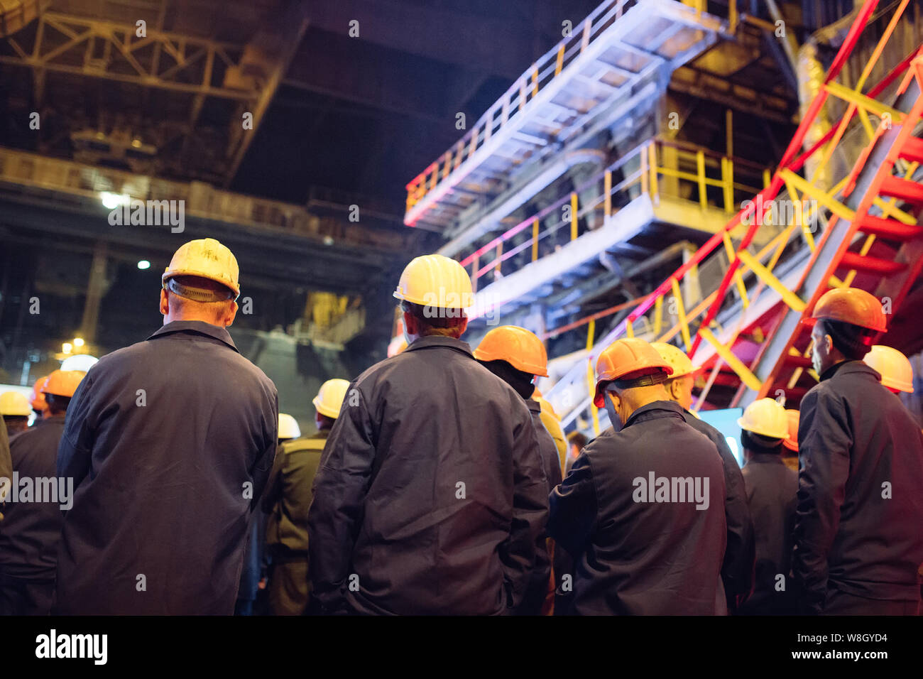 Streik der Arbeiter in der Schwerindustrie auf der metallurgischen Werk. Stockfoto