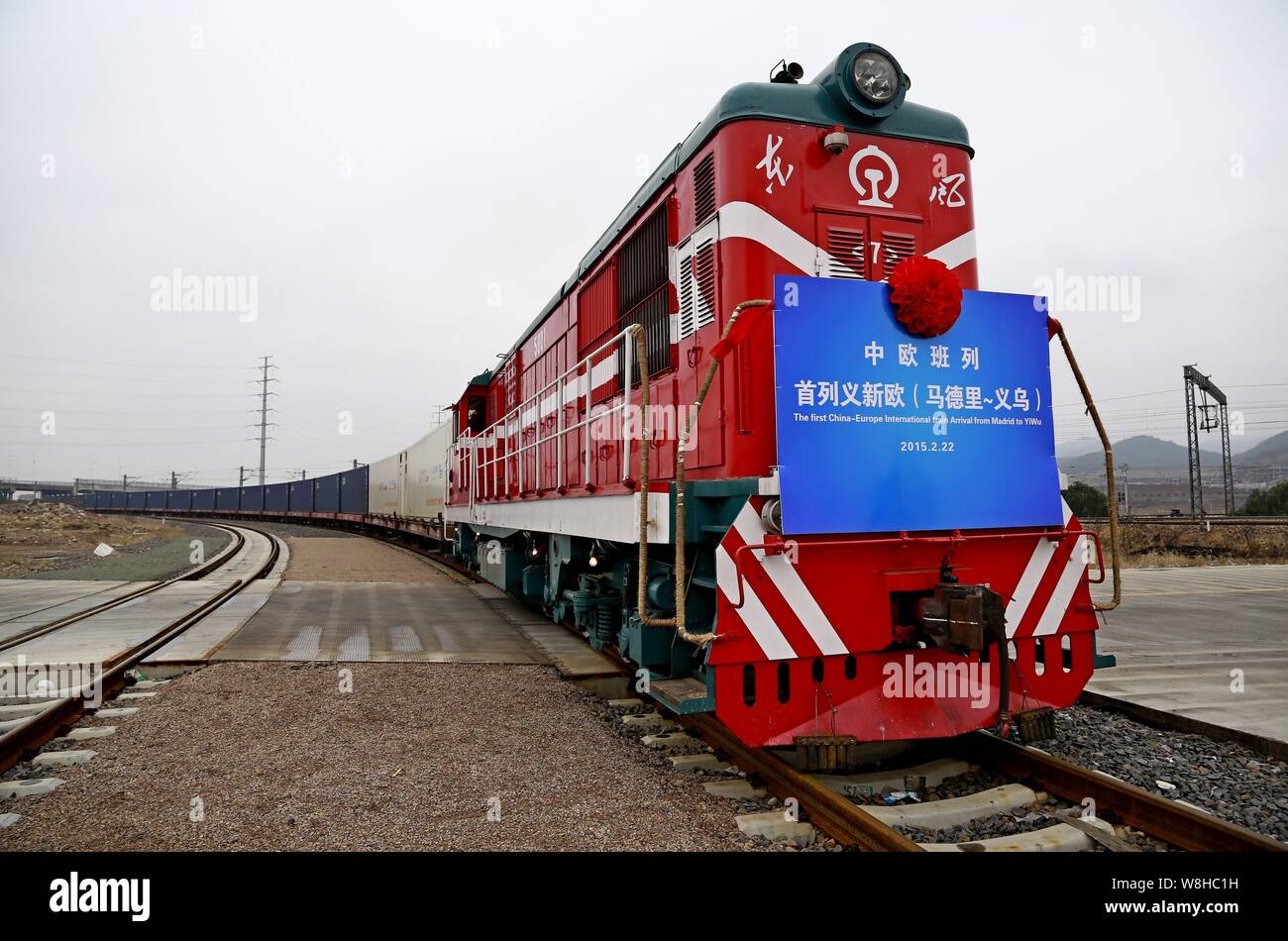 Die erste China-Europe International Güterzug wird dargestellt, nach der in einem Container Terminal aus Madrid Spanien über den Ellen Orth'ou Cargo Line Stockfoto