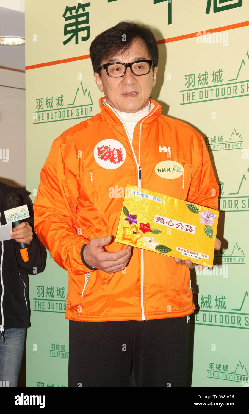 Hong Kong Action Star Jackie Chan besucht eine Wohltätigkeitsveranstaltung in Hongkong, China, 3. Februar 2015. Stockfoto