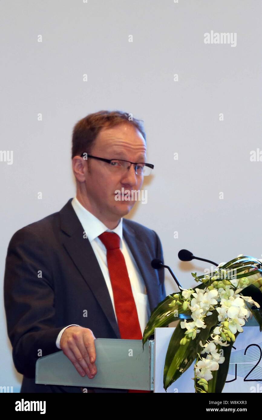 Guntram Wolff, Direktor von Bruegel, liefert eine Rede während einer Sitzung der 2016 G20-Finanzminister und -Zentralbankpräsidenten Treffen in der Pud Stockfoto