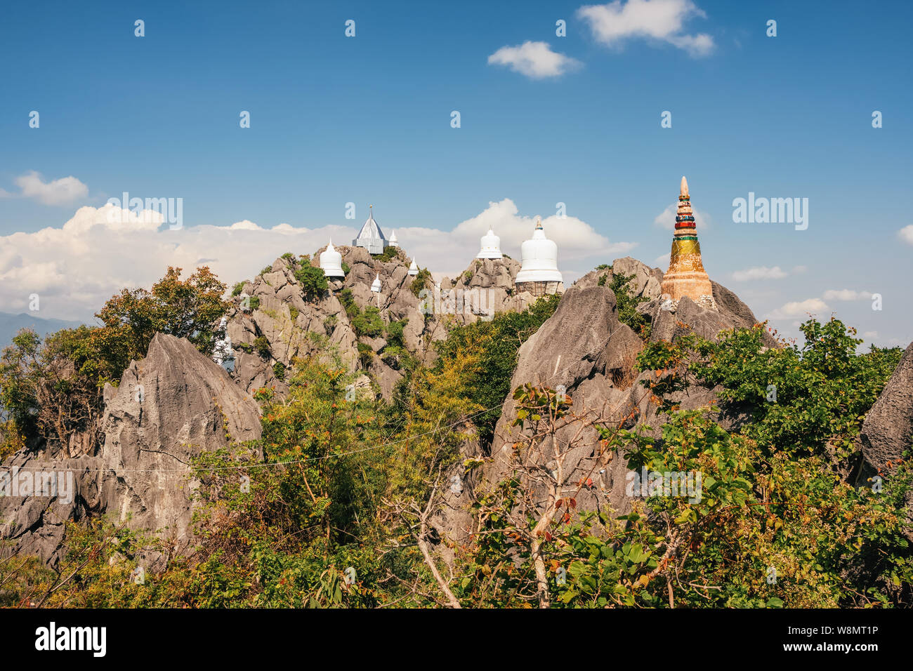 Wat Chaloem Phra Kiat Phrachomklao Rachanusorn Tempel auf dem Hügel in Lampang, Thailand Stockfoto