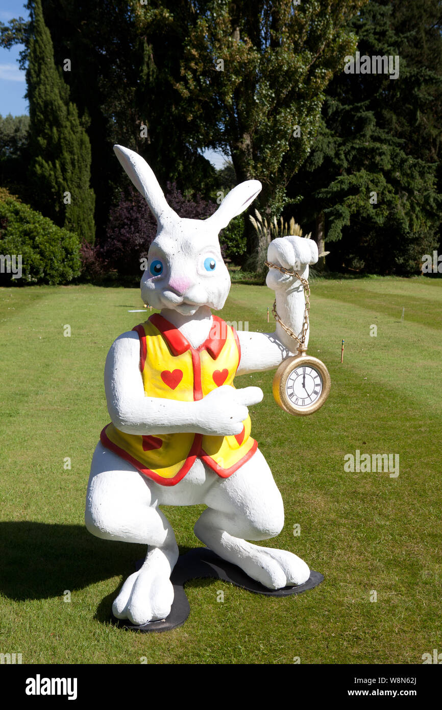 Alice im Wunderland themed Fall Stockfoto