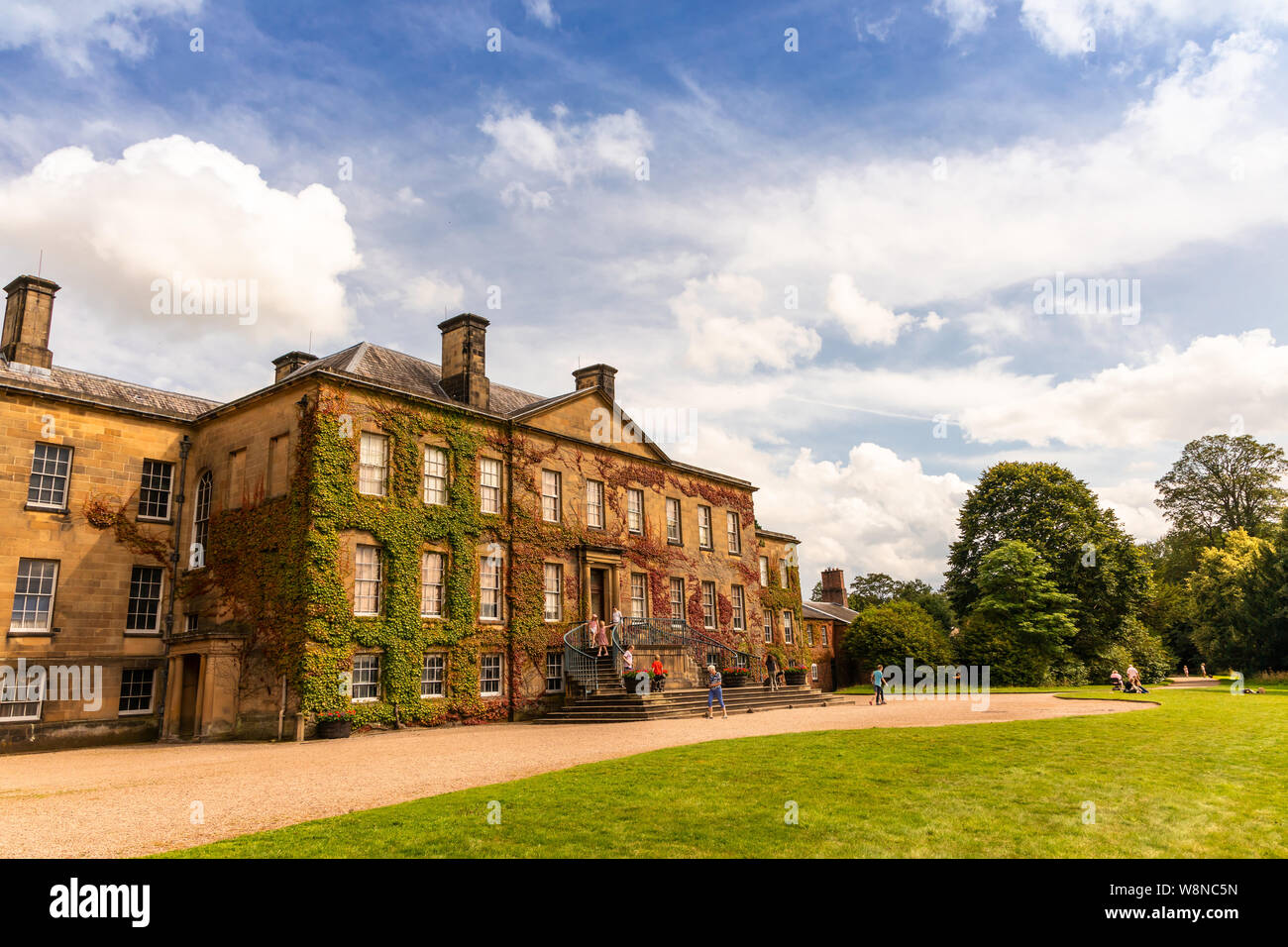 Erddig Halle ein historisches Herrenhaus aus dem 17. Jahrhundert in der Mitte des 18. Jahrhunderts Garten- und Parklandschaft in Shropshire überlebt ist einer der prächtigsten Häuser. Stockfoto