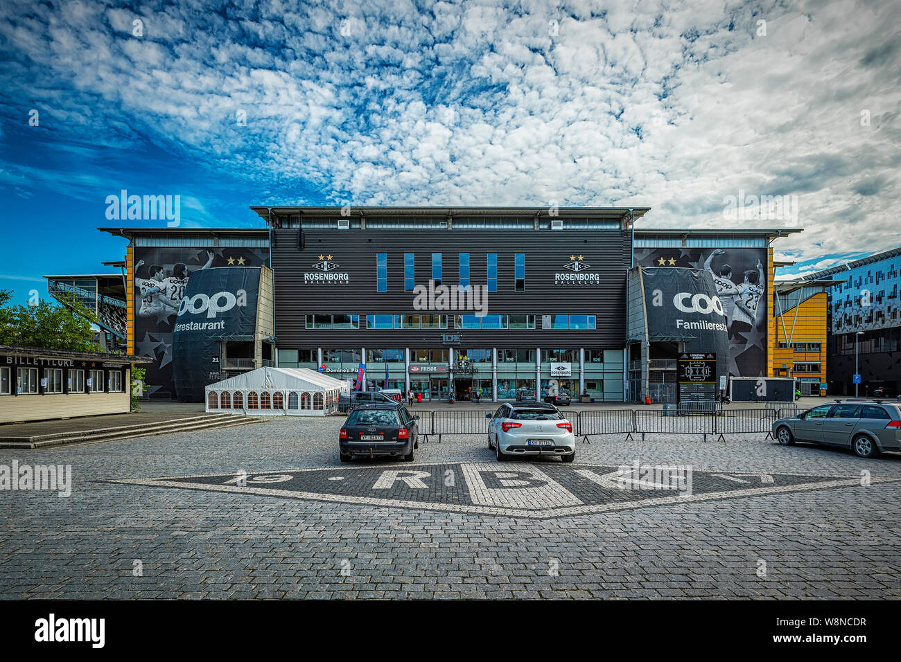 TRONDHEIM, Norwegen - 18. Juli 2019: Die Lerkendal Stadion ist eine all-seater Fußball Stadion am Lerkendal in Trondheim, Norwegen entfernt und das Haus zu E Stockfoto