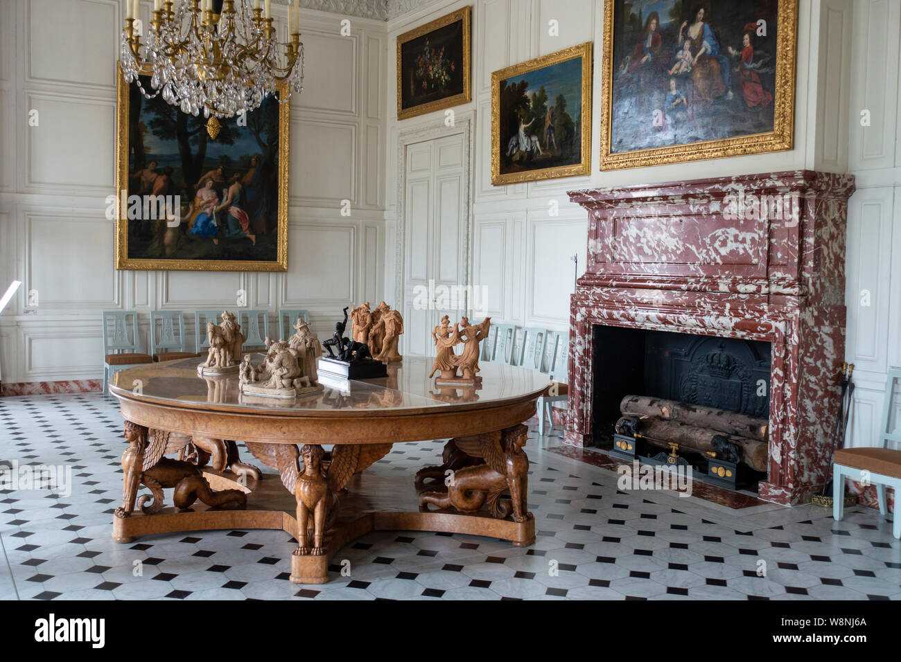 Einer der vielen Salons innerhalb des Grand Trianon Palace - Palast von Versailles Yvelines, Region Île-de-France Frankreich Stockfoto