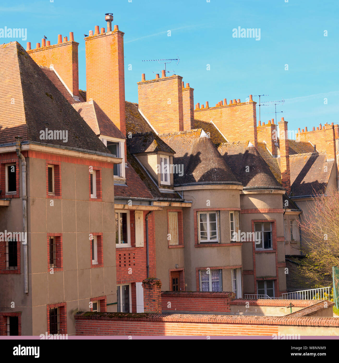 Reihenhäuser in Gien, Frankreich Stockfoto