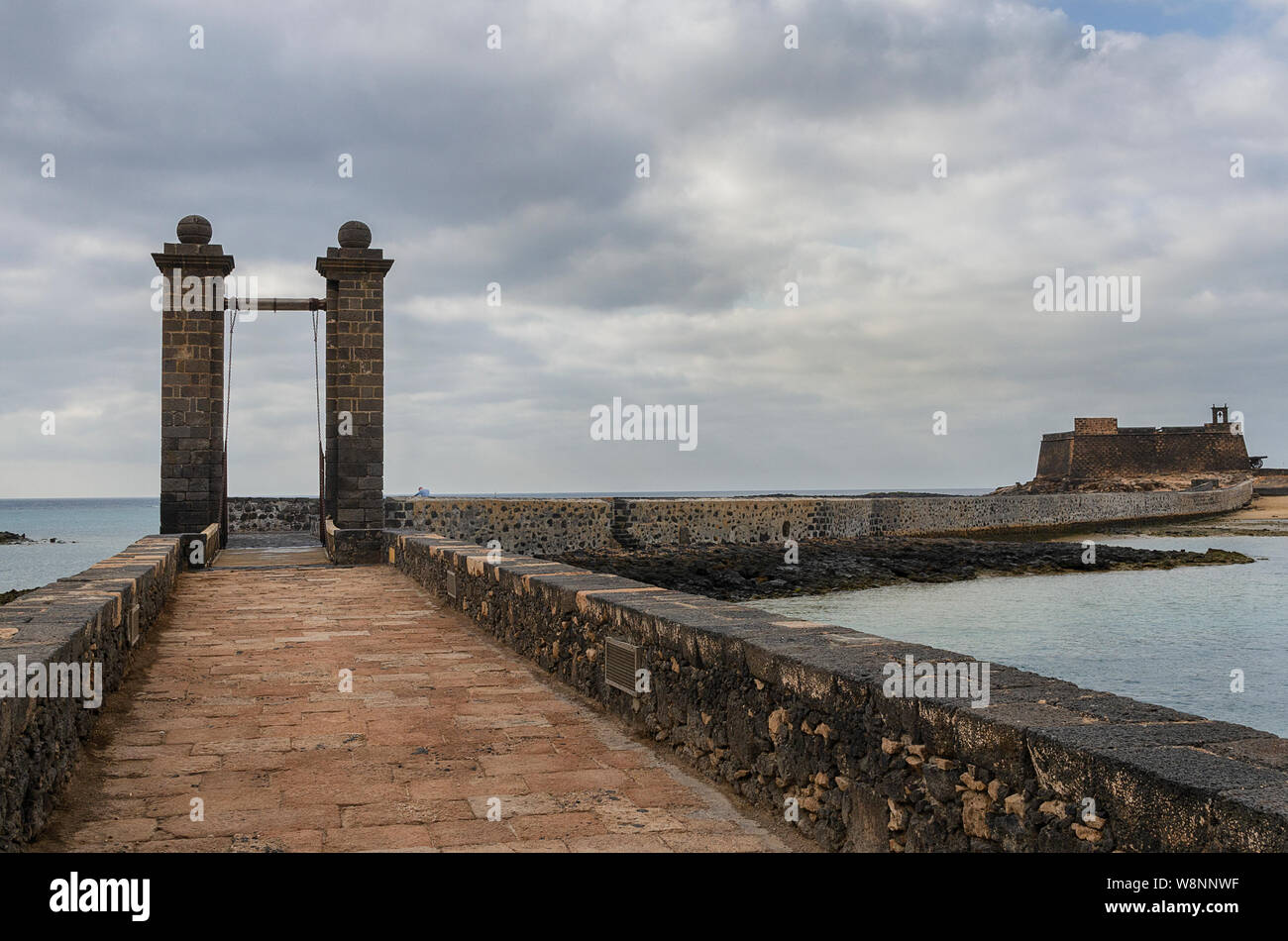 Puente de las Bolas (Brücke der Bälle) ist Alt zeichnen Brücke mit El