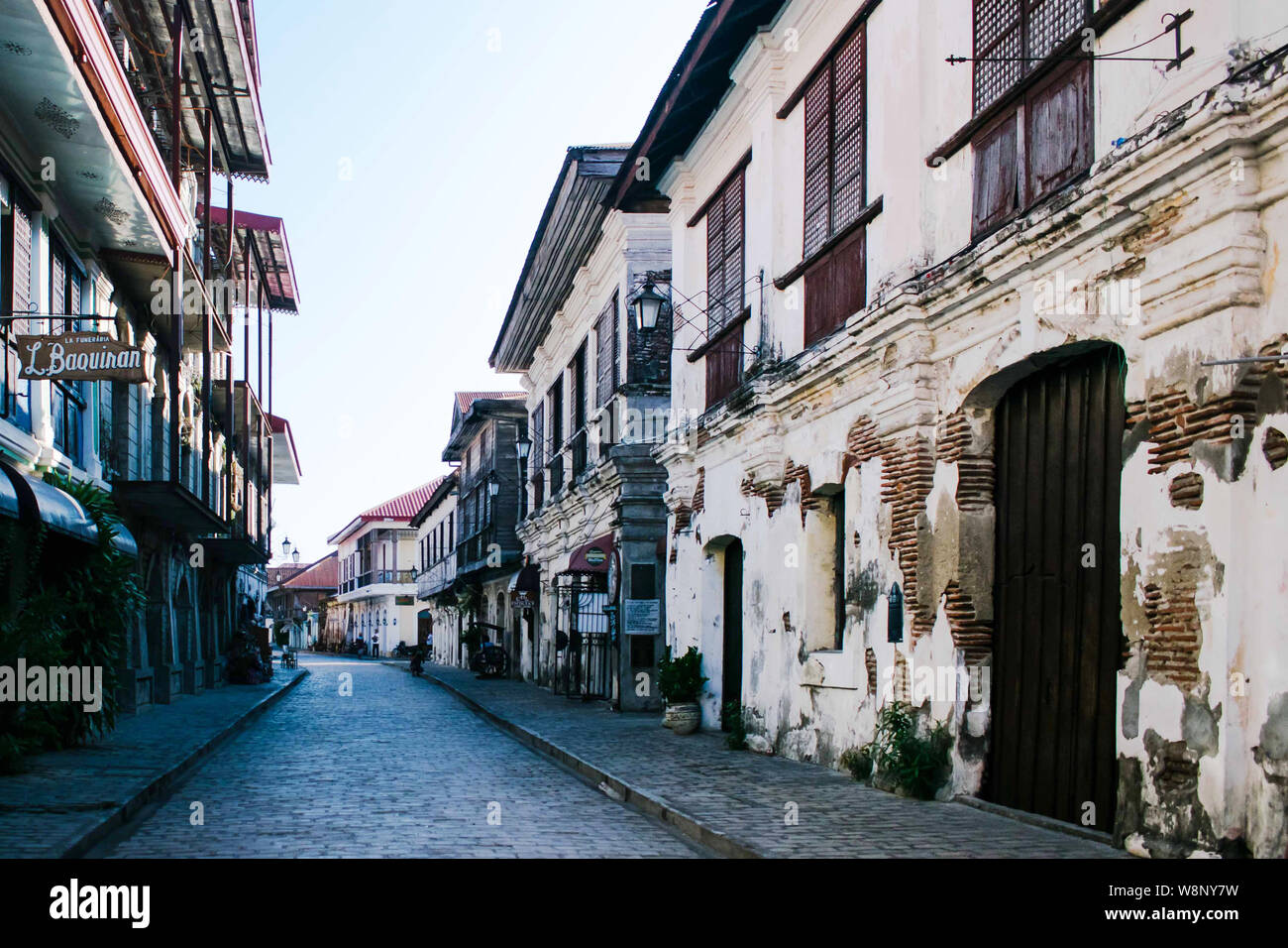 VIGAN, Philippinen - 14 Juli, 2019: Historische Stadt Vigan. Vigan ist ein UNESCO-Weltkulturerbe. Denn es ist eines der wenigen spanischen Kolonialstadt Stockfoto