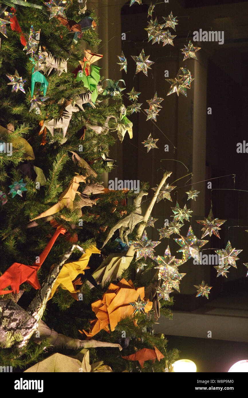 Alternative Weihnachtsbaum am Amerikanischen Museum für Naturgeschichte in New York Stockfoto