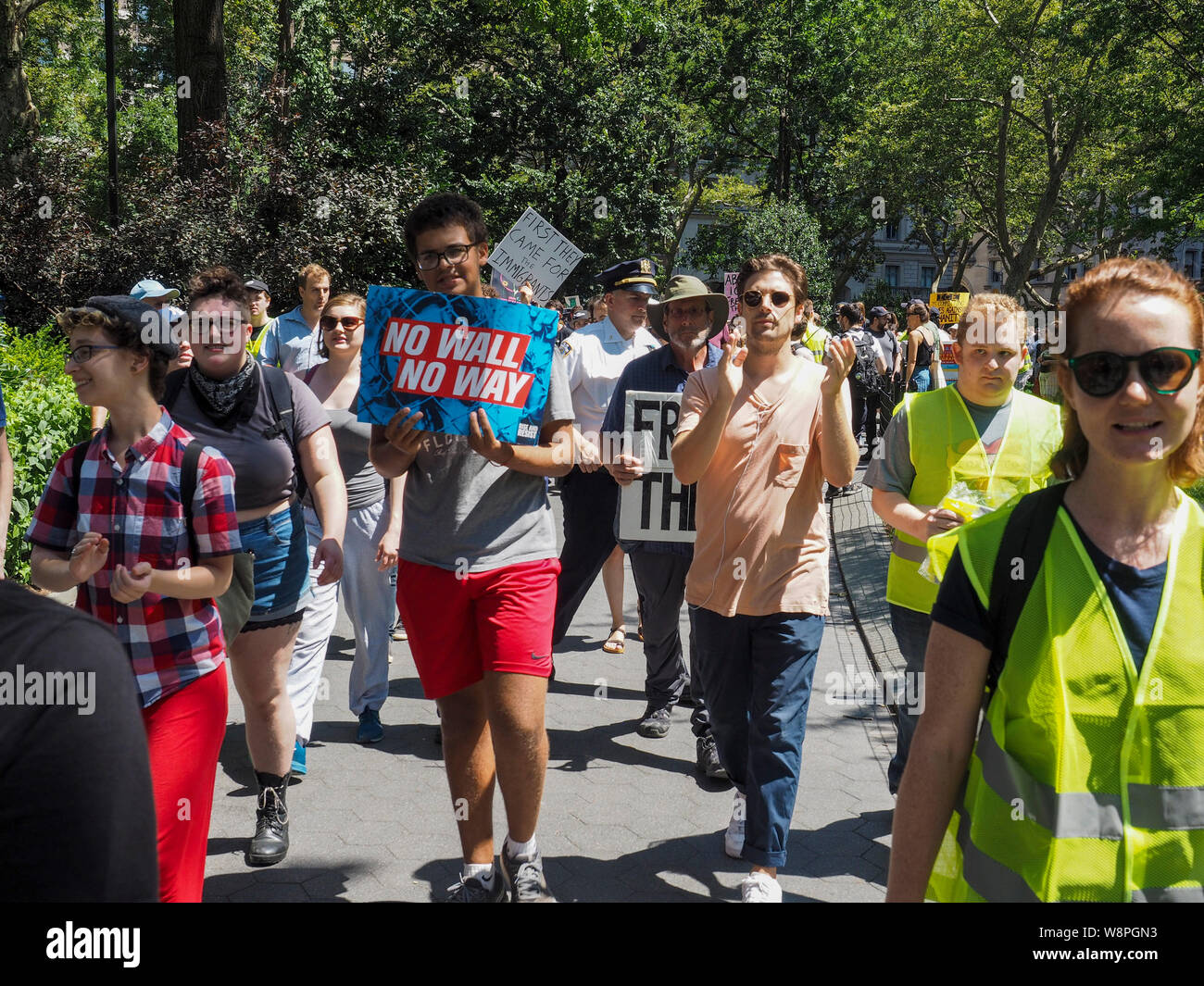 New York, NY, USA - 10. August 2019: "In der Nähe der Camps" Protest organisiert. Durch die Koalition von Aktivisten von COSECHA NYC und Erde NYC bei Gehalten Stockfoto