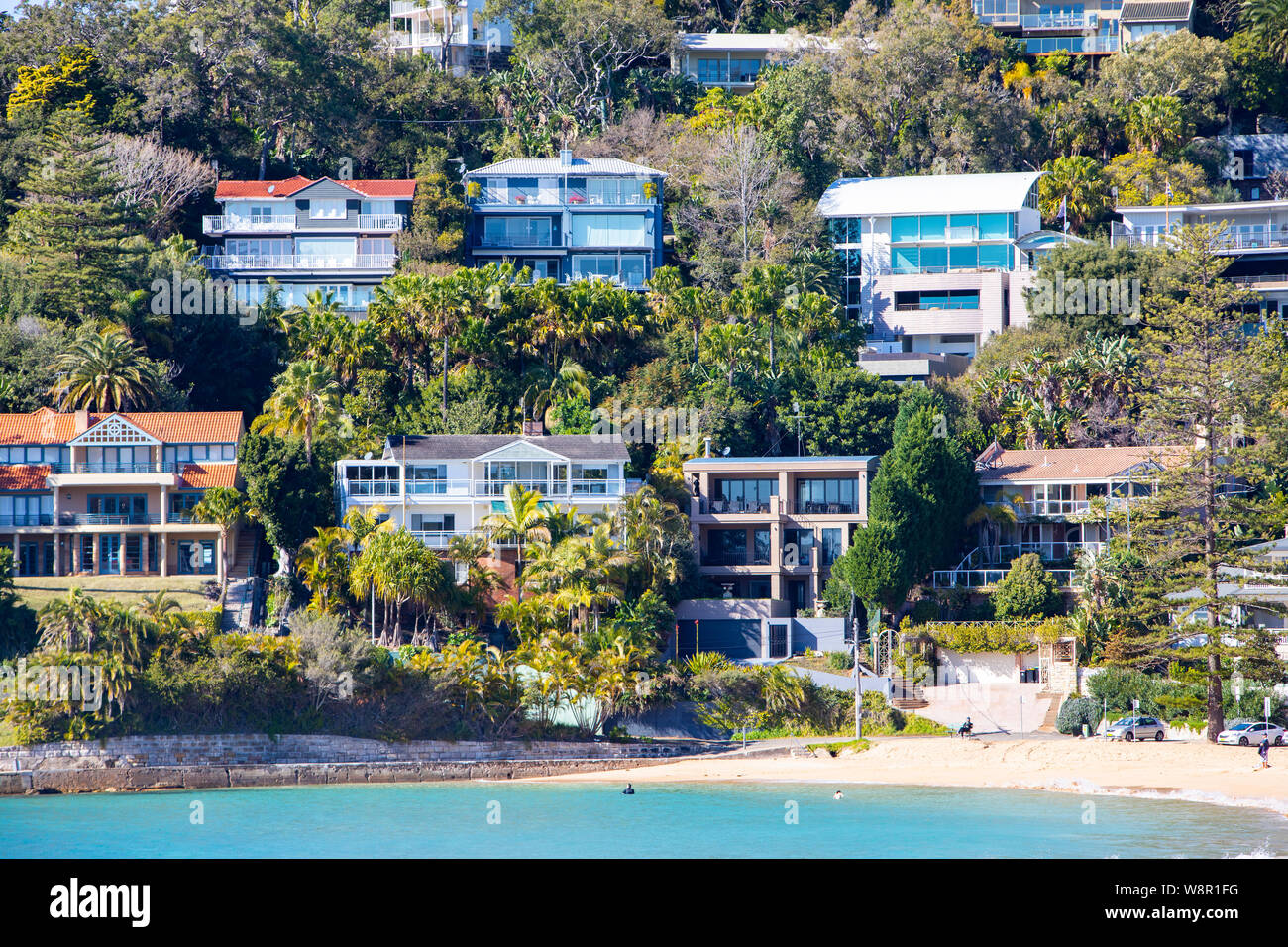 Luxus waterfront Wohnungen an der Küste im Palm Beach, einem wohlhabenden Vorort von Sydney, New South Wales, Australien Stockfoto