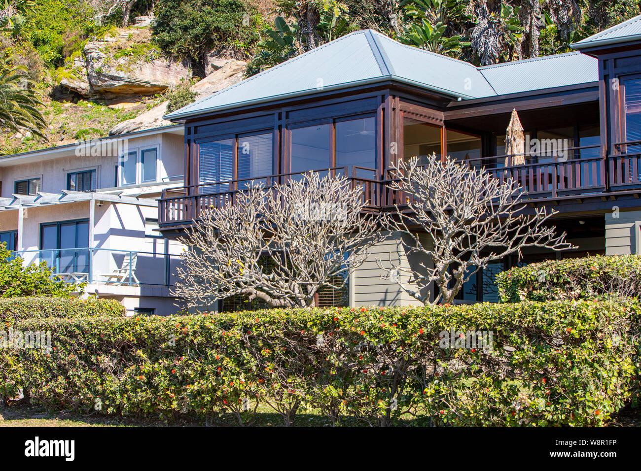 Freistehende Häuser im wohlhabenden Vorort von Palm Beach in Pittwater, Sydney, Australien Stockfoto