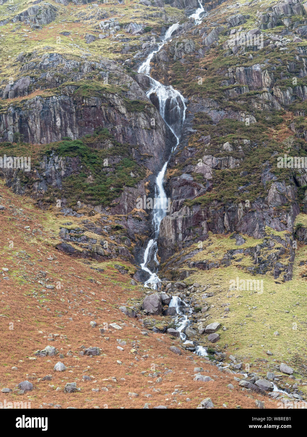 Geringe Wasser Beck Wasserfall, Coniston fiel, Lake District, Cumbria, England, Großbritannien Stockfoto