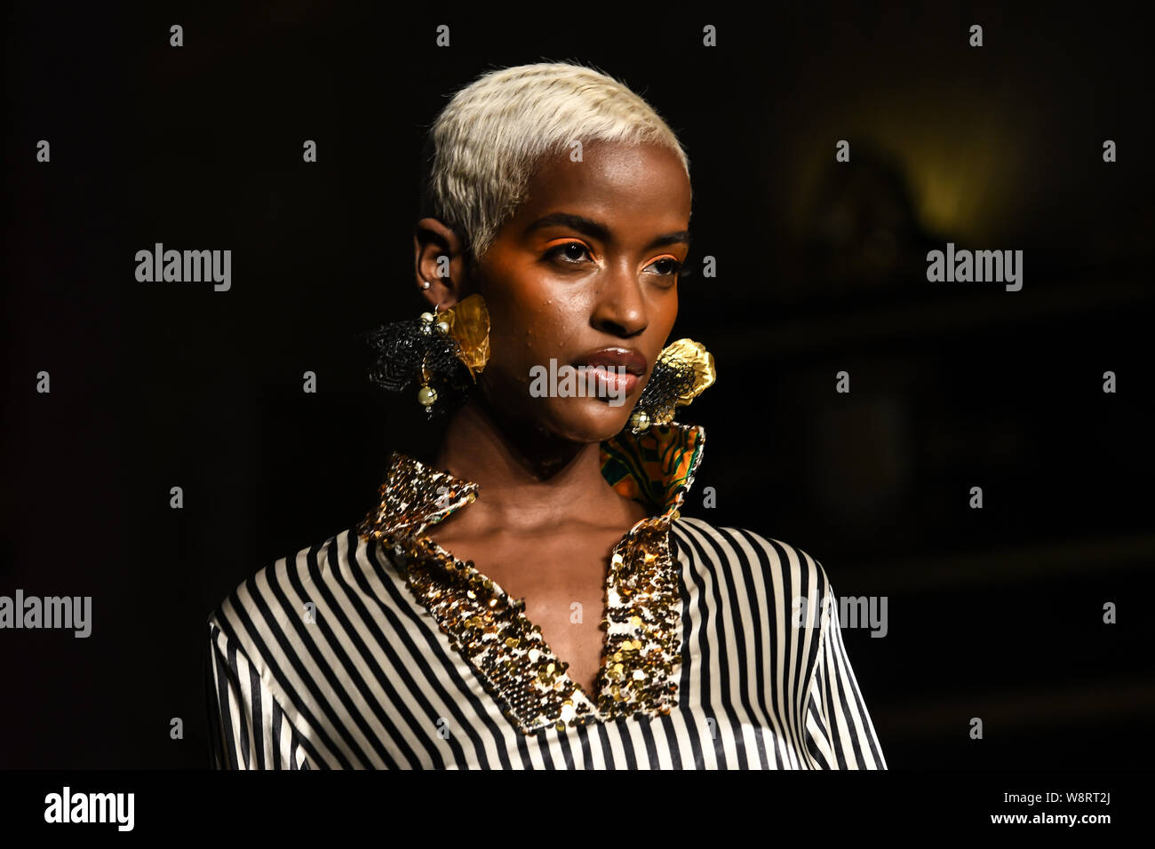 London, Großbritannien. 10 August, 2019. London, Großbritannien. 10 Aug, 2019. African Fashion Week London 2019#AFWL 2019 - Tag 2 an Freimaurer Hall am 10. August 2019, London, UK. Bild Capital/Alamy Leben Nachrichten Bild Capital/Alamy leben Nachrichten Stockfoto