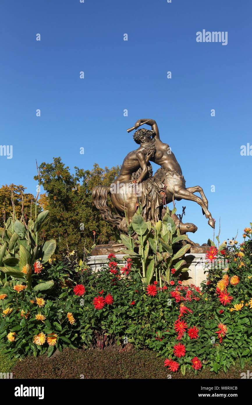 Statue im Park des goldenen Kopf in Lyon, Frankreich Stockfoto