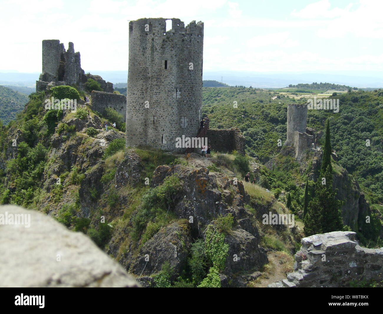 Les Quatre Châteaux de Lastours Stockfoto