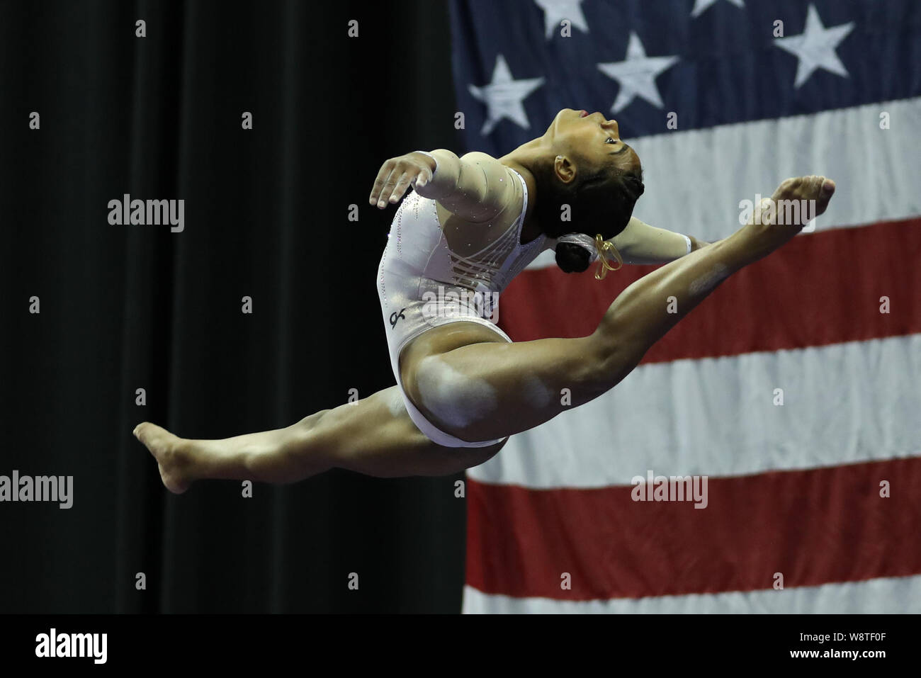 August 9, 2019: Gymnast eMjae Frazier konkurriert bei Tag eines der juniorinnen Konkurrenz an den 2019 US-Gymnastik Meisterschaften, in Kansas City, MO. Melissa J. Perenson/CSM Stockfoto