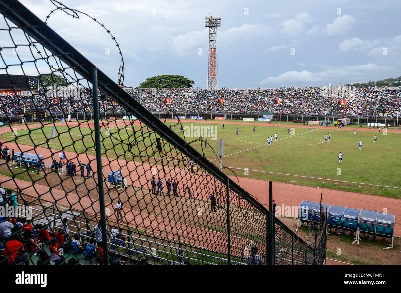 Internationale Fußballspiel in Freetown, Sierra Leone vs Swasiland im Jahr 2014 Stockfoto