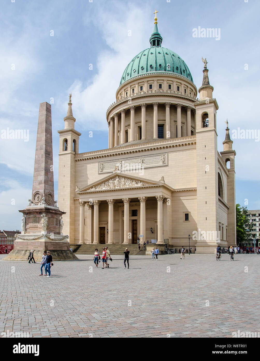 Diese ehemalige Residenz der preußischen Herrscher ist eine Stadt der Schlösser und Gärten in einem Stil, der noch seinen eigenen Namen: Potsdam Rokoko gegeben worden. Stockfoto