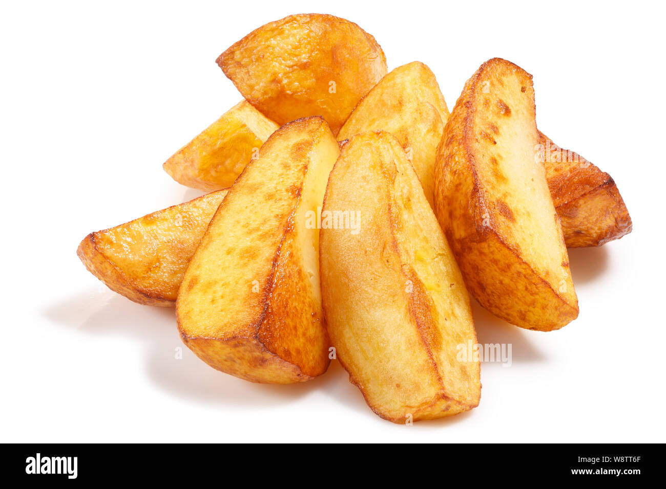 Kartoffelecken. Stapel der geviertelt gebackene Bratkartoffeln oder Pommes Frites Stockfoto