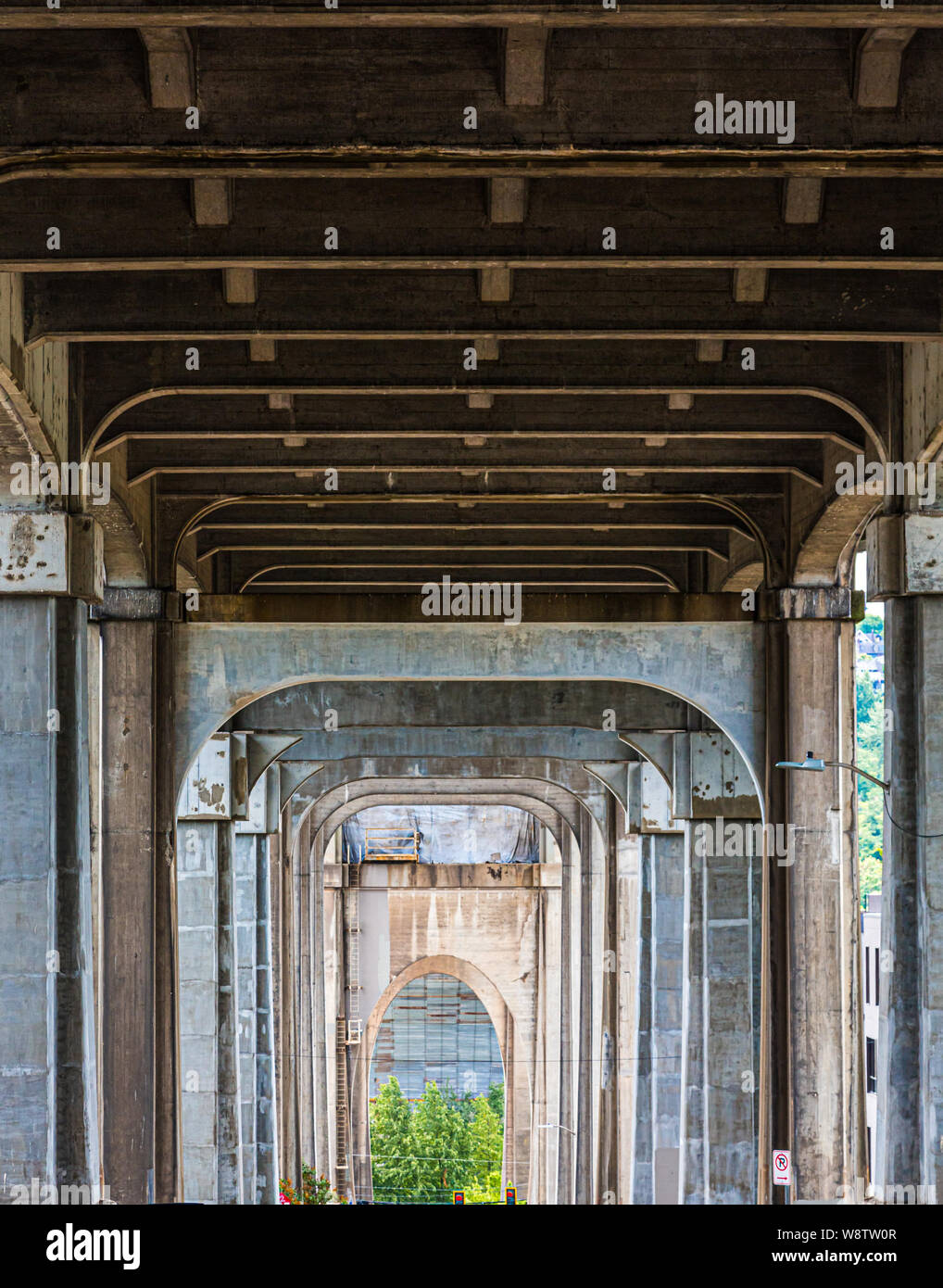 Unter die Fremont Bridge, als der Hall des Riesen bekannt Stockfoto
