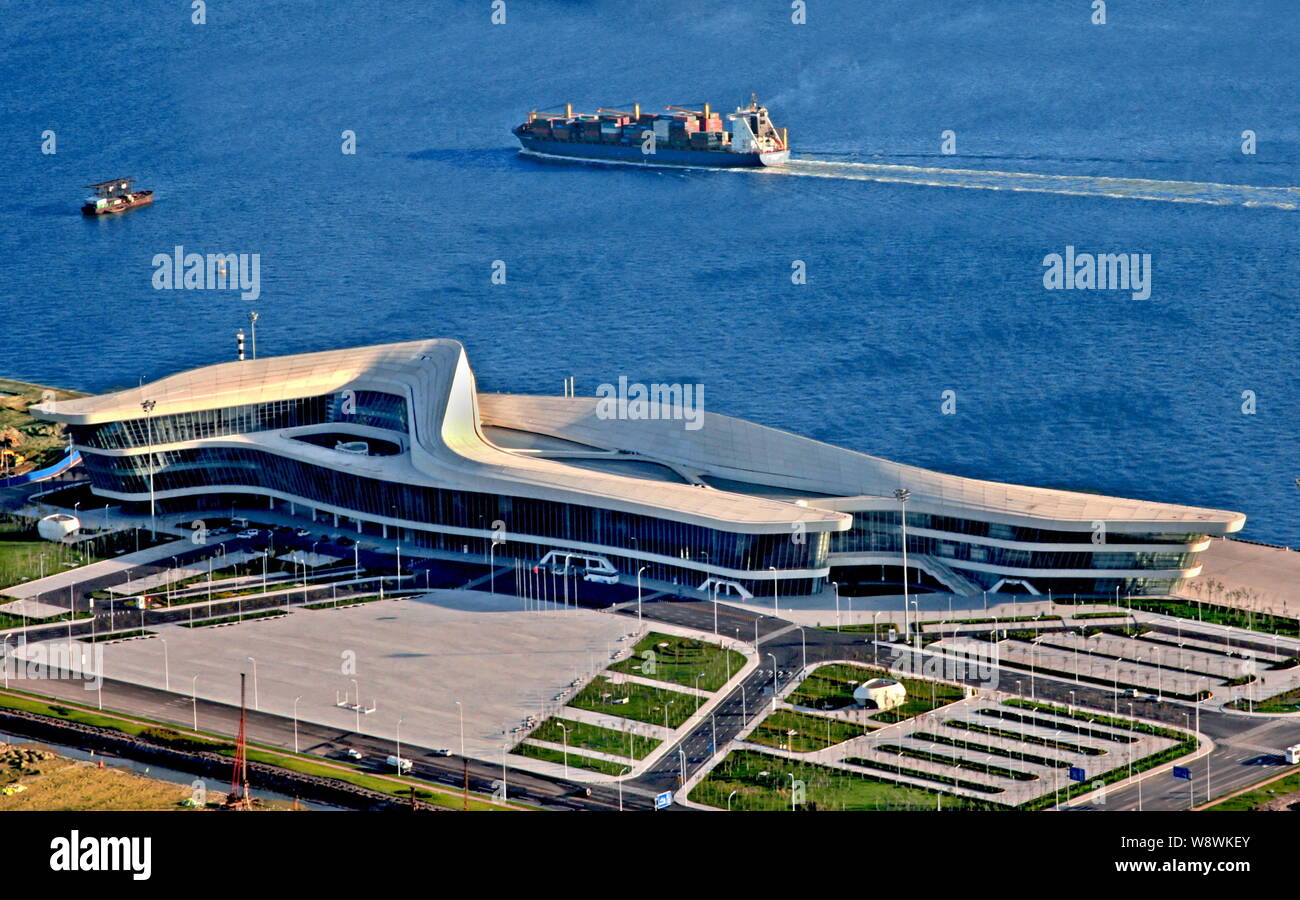 Ansicht des Tianjin International Cruise Port in Dongjiang Hafen in Tianjin, China, 25. Oktober 2010. Stockfoto