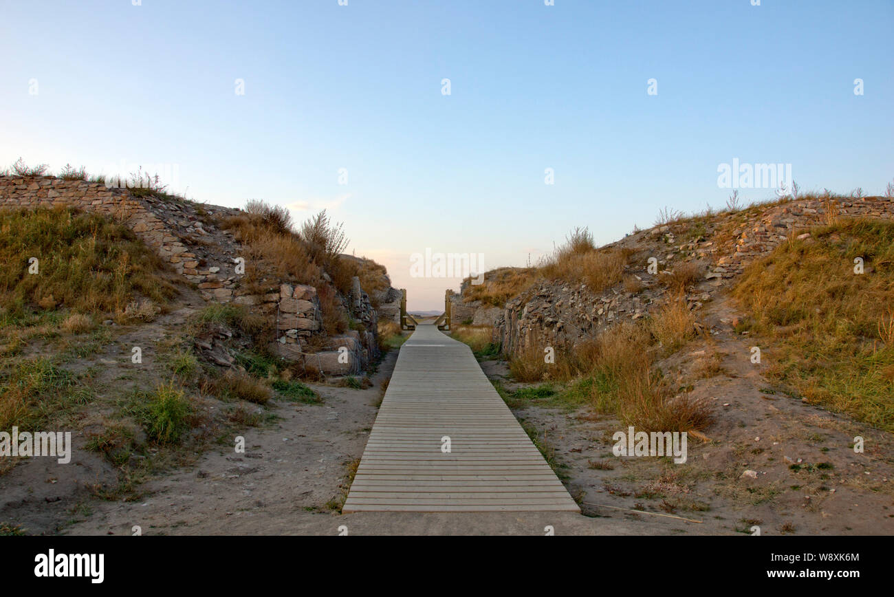 Blick auf die Website von Xanadu (Shangdu), der Hauptstadt von Kublai Khans Yuan Dynastie, in der Autonomen Region Innere Mongolei, China, 25. September 201 Stockfoto