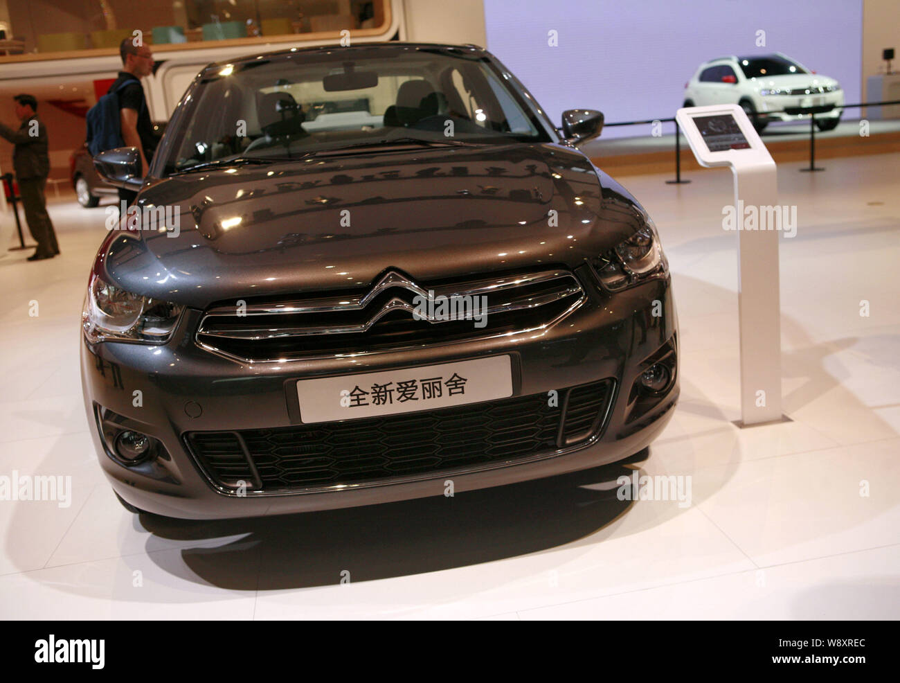 ---- Eine neue Elysee von Dongfeng Peugeot Citroen wird während der 13. Internationalen Automobil Ausstellung zu sehen, die auch als Auto China 20 bekannt Stockfoto