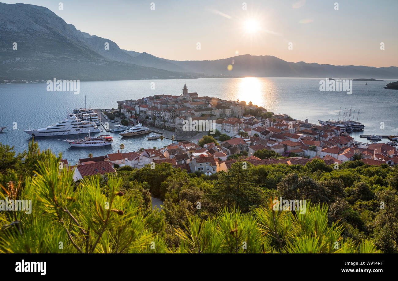 Morgen in der Altstadt von Korcula Stockfoto