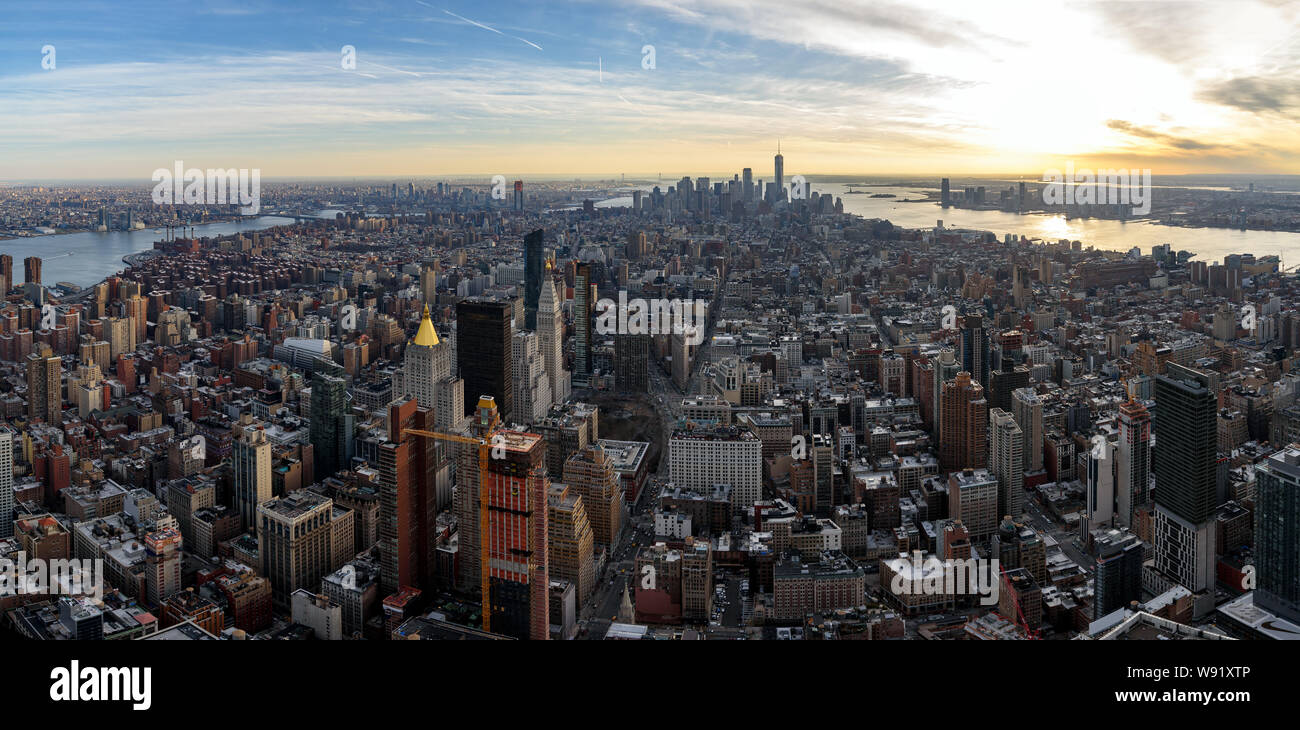 New York, USA - Januar 20, 2017: Blick auf Lower Manhattan von der Spitze des Empire State Building. Stockfoto