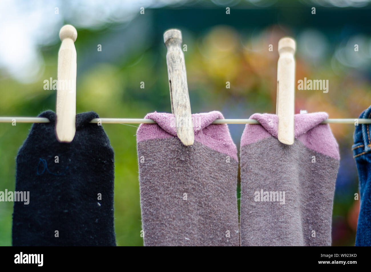 Socken Hangen Stockfotos Und Bilder Kaufen Alamy