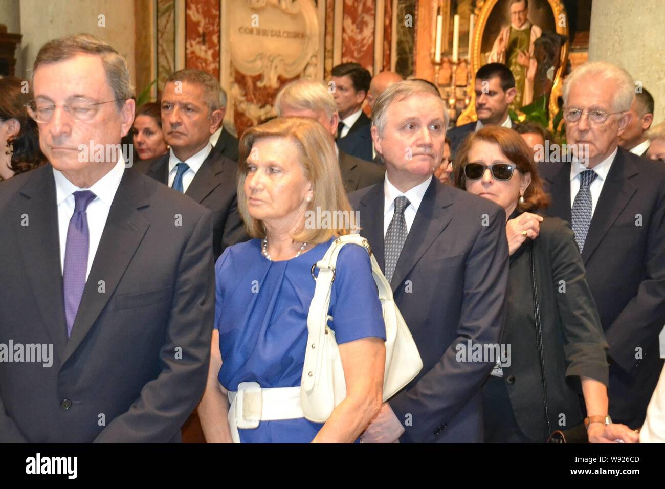 Beerdigung von frabrizio Saccomanni. In der Kirche von San Salvatore in Lauro. Auf dem Foto Mario Draghi, Ignazio Visco, Mario Montri und Ehefrauen (Marcellino Radogna/Fotogramma, Rom - 2019-08-12) p.s. La foto e 'utilizzabile nel rispetto del contesto in Cui e' Stata scattata, e senza intento diffamatorio del decoro delle Persone rappresentate Stockfoto