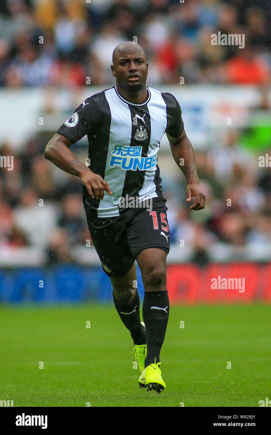 11. August 2019, St. James Park, Newcastle upon Tyne, England; Premier League Fußball, Newcastle gegen Arsenal: Jetro Willems (15) von Newcastle United während des Spiels Credit: Craig Milner/News Bilder der Englischen Football League Bilder unterliegen dem DataCo Lizenz Stockfoto