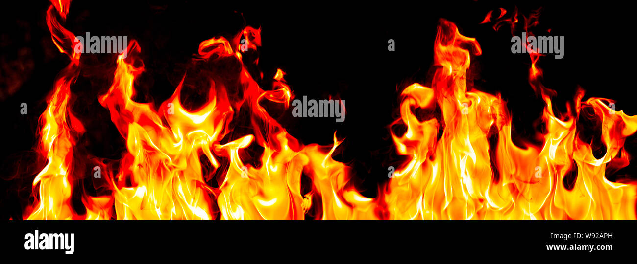 Feuer Flammen Auf Abstrakte Kunst Schwarzer Hintergrund Burning Red Hot Steigen Fiery Orange Leuchtende Fliegende Partikel Funken Stockfotografie Alamy