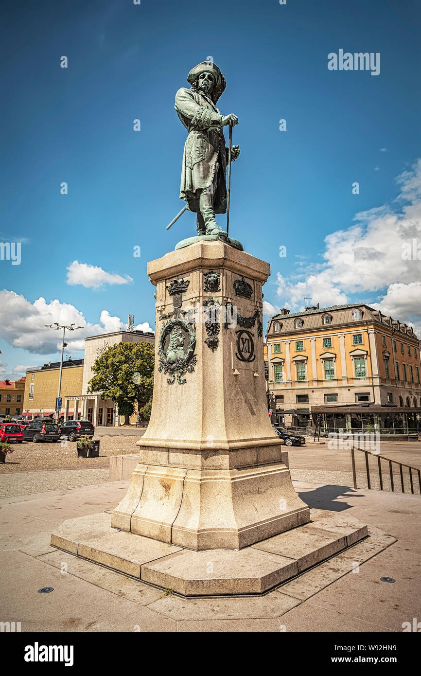 Die Statue der Städte Gründer Karl XI war der erste offizielle Statue in Karlskrona und wurde von König Oscar II. Am 4. Oktober 1897 eingeweiht. Stockfoto