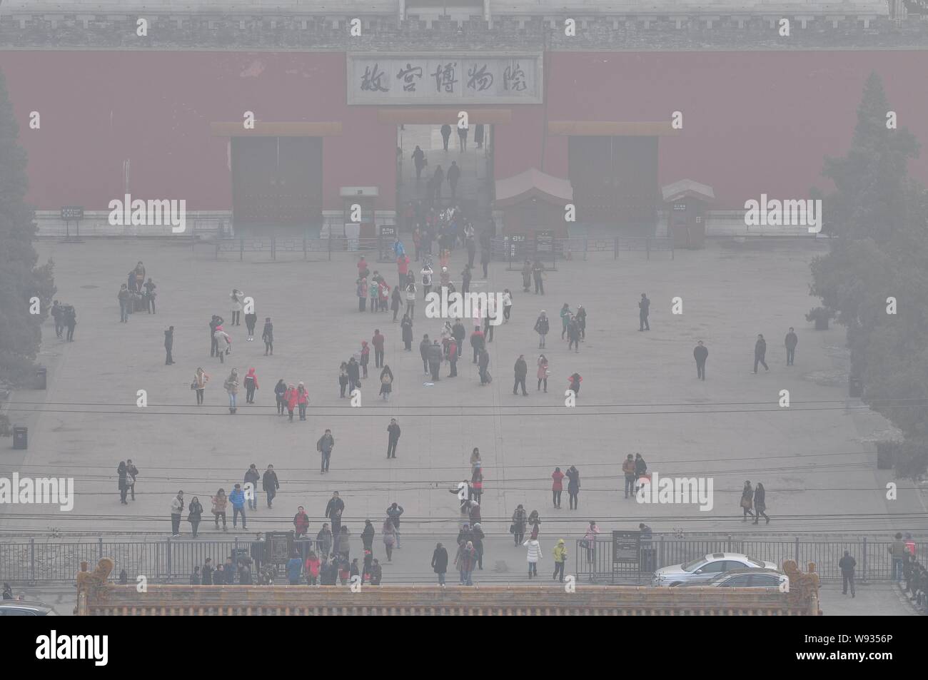 Ein Blick auf die Imperial Palace bei starken Luftverschmutzung in Peking, China, 13. Januar 2013. China Hauptstadt erlebte die schlimmste Luftverschmutzung Stockfoto