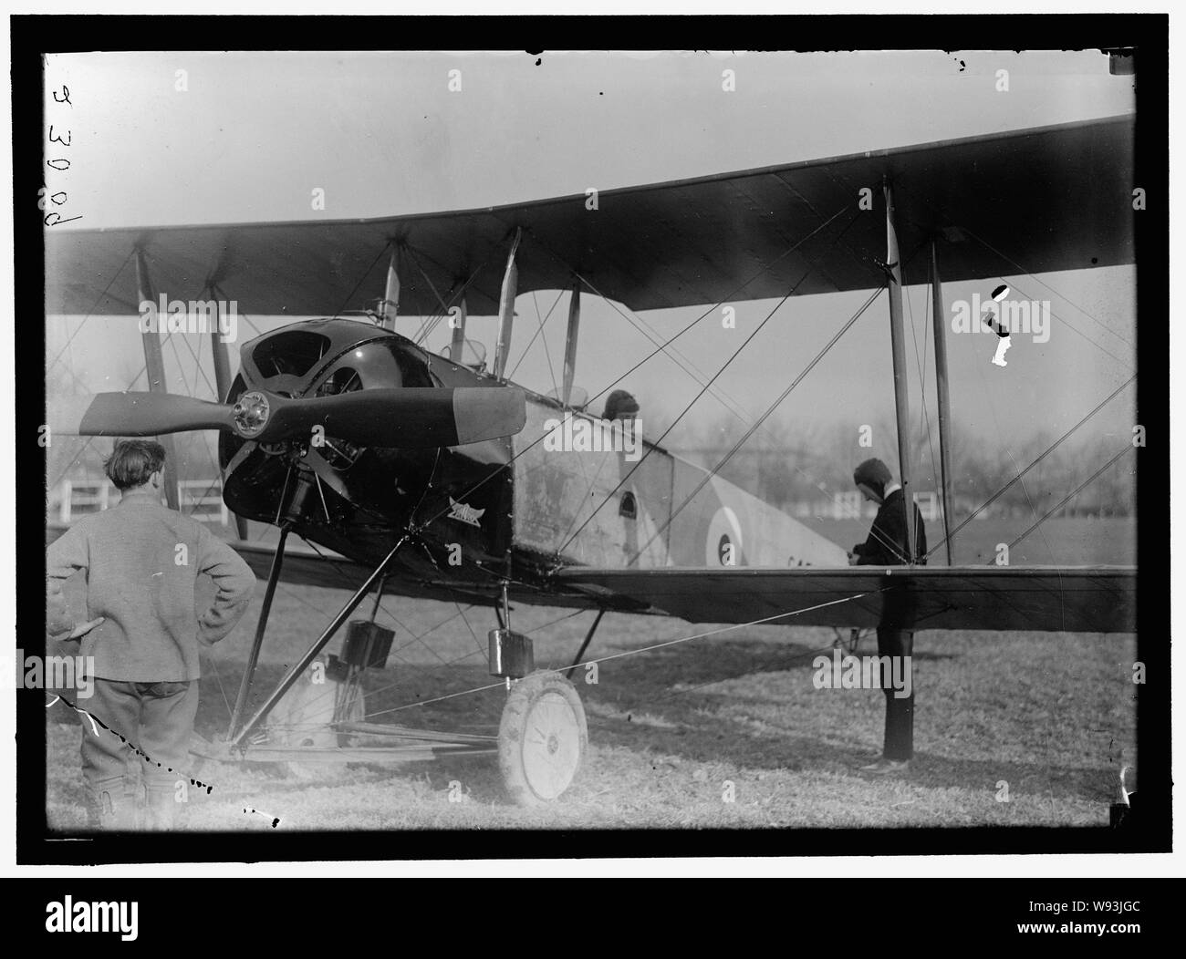 Alliierte Flugzeuge. DEMONSTRATION bei Polo Grounds. COL. CHARLES E. Lee, BRITISH AVIATOR, MIT AVRO AUSBILDUNG Ebene entworfen von A.V. ROE VON ENGLAND Stockfoto