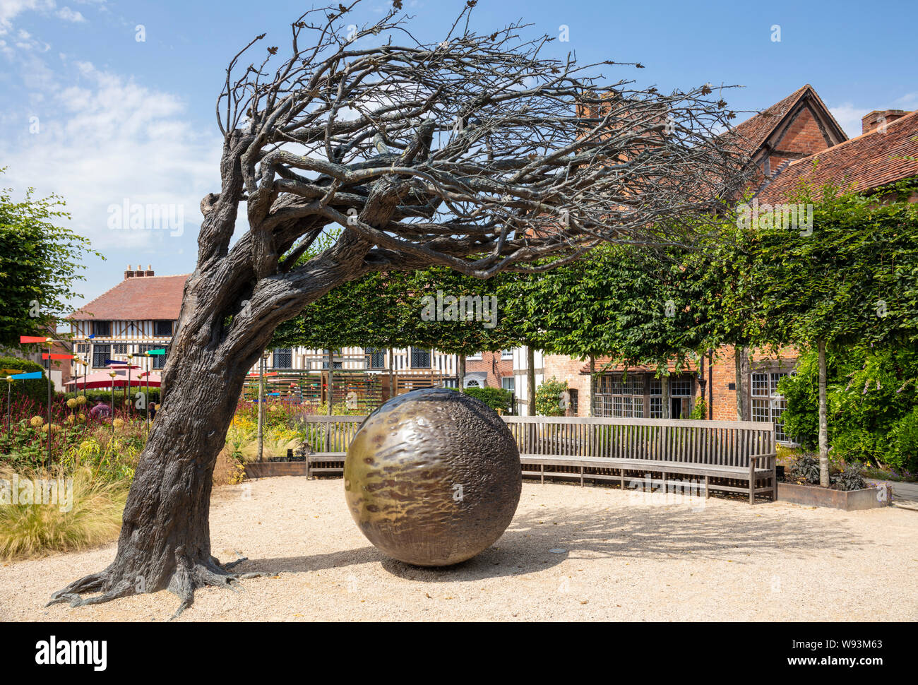 Shakespeare's neuer Platz Skulptur seine Minds Eye Baum oder dem geistigen Auge Baum von Jill Berelowitz Stratford-upon-Avon, Warwickshire, England Großbritannien GB Europa Stockfoto