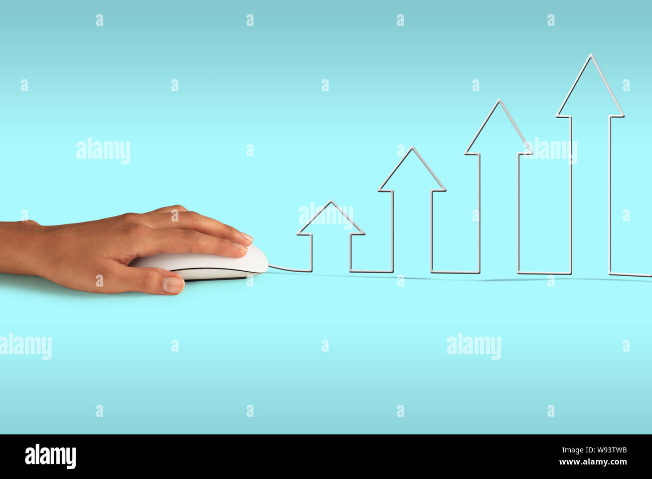 Computermaus mit seinem Draht, der eine fortschreitende Balkenanzeige macht Stockfoto