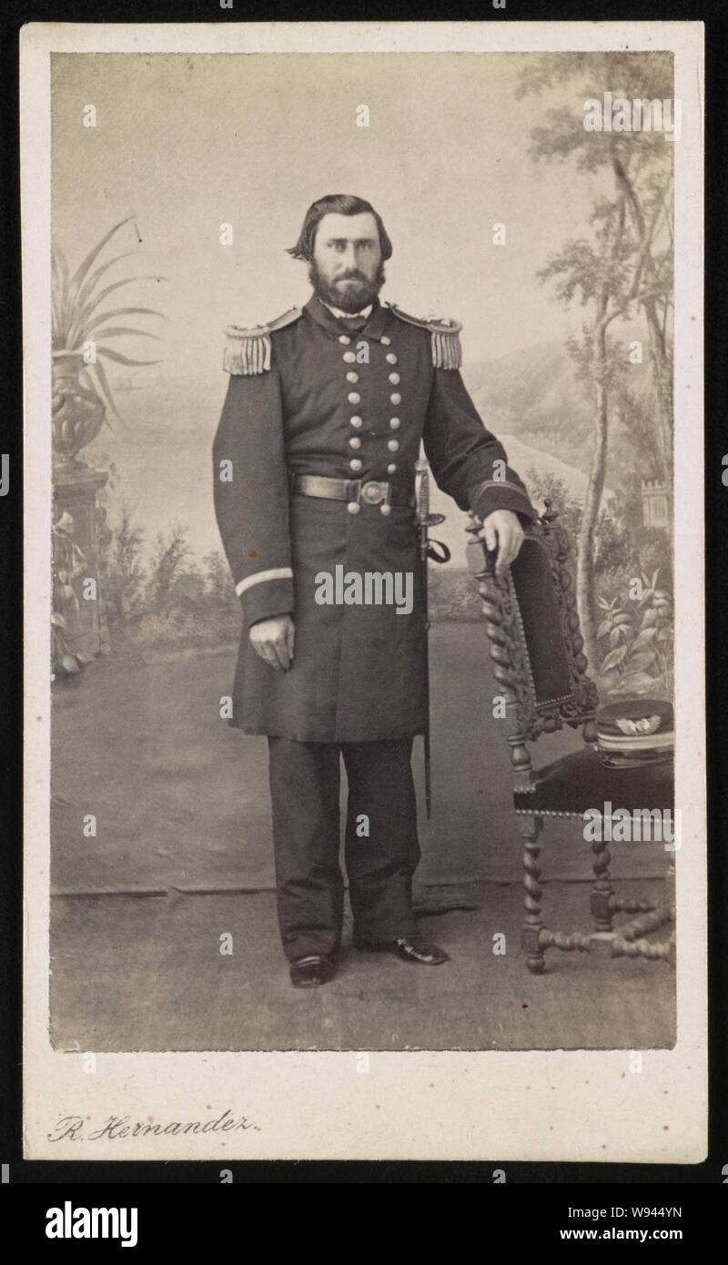 Die Master David H. Sumner der U.S. Navy in Uniform/R. Hernandez Stockfoto