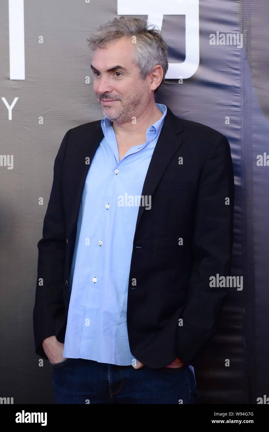 Mexikanischen Regisseur Alfonso Cuaron lächelt bei einer Pressekonferenz zur Premiere seines neuen Films, Schwerkraft, in Peking, China, 18. November 2013. Stockfoto
