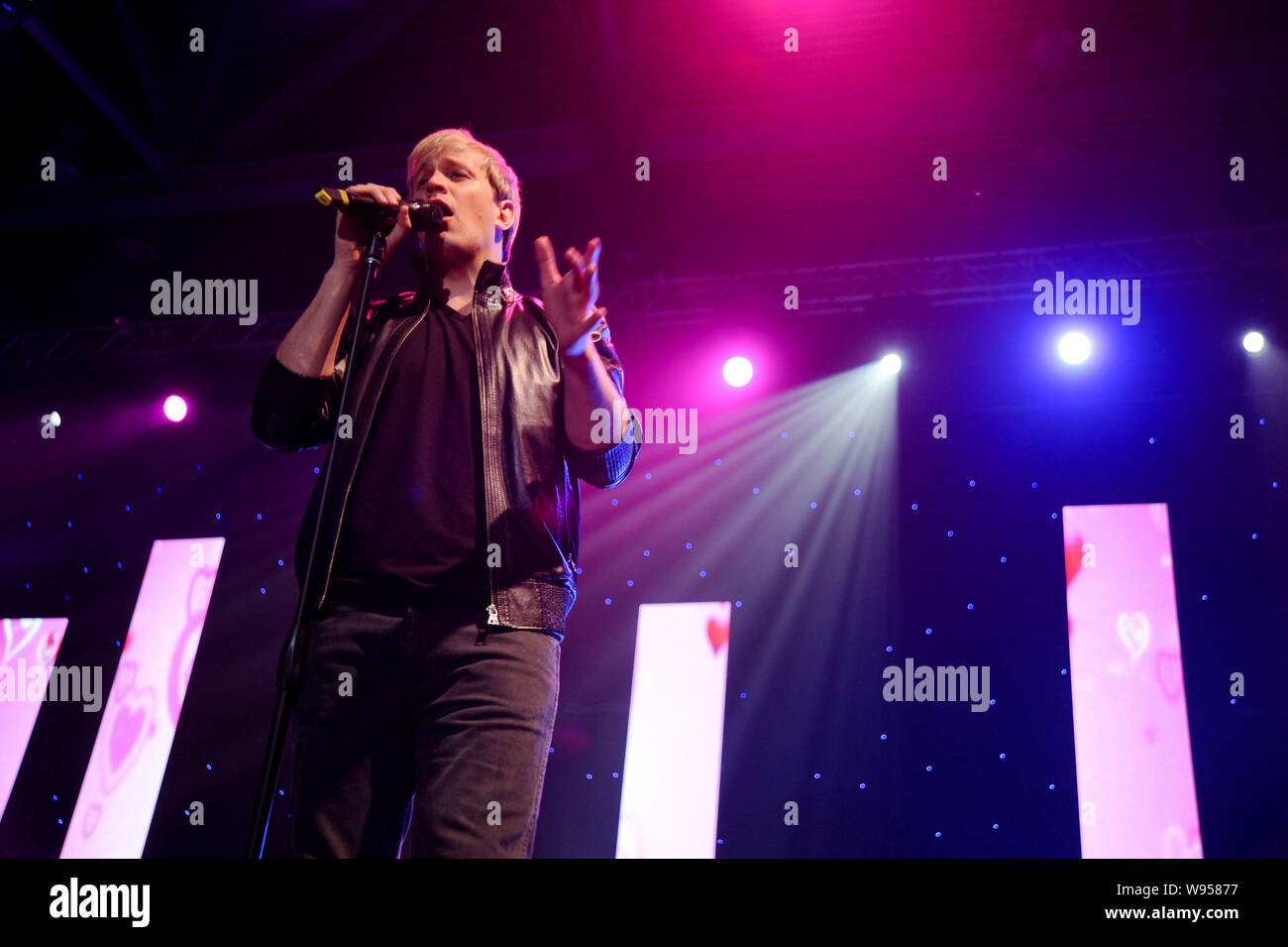 Kian der Irischen Boyband Westlife führt während der Farewell Tour Konzert in Hongkong, China, 3. März 2012. Stockfoto